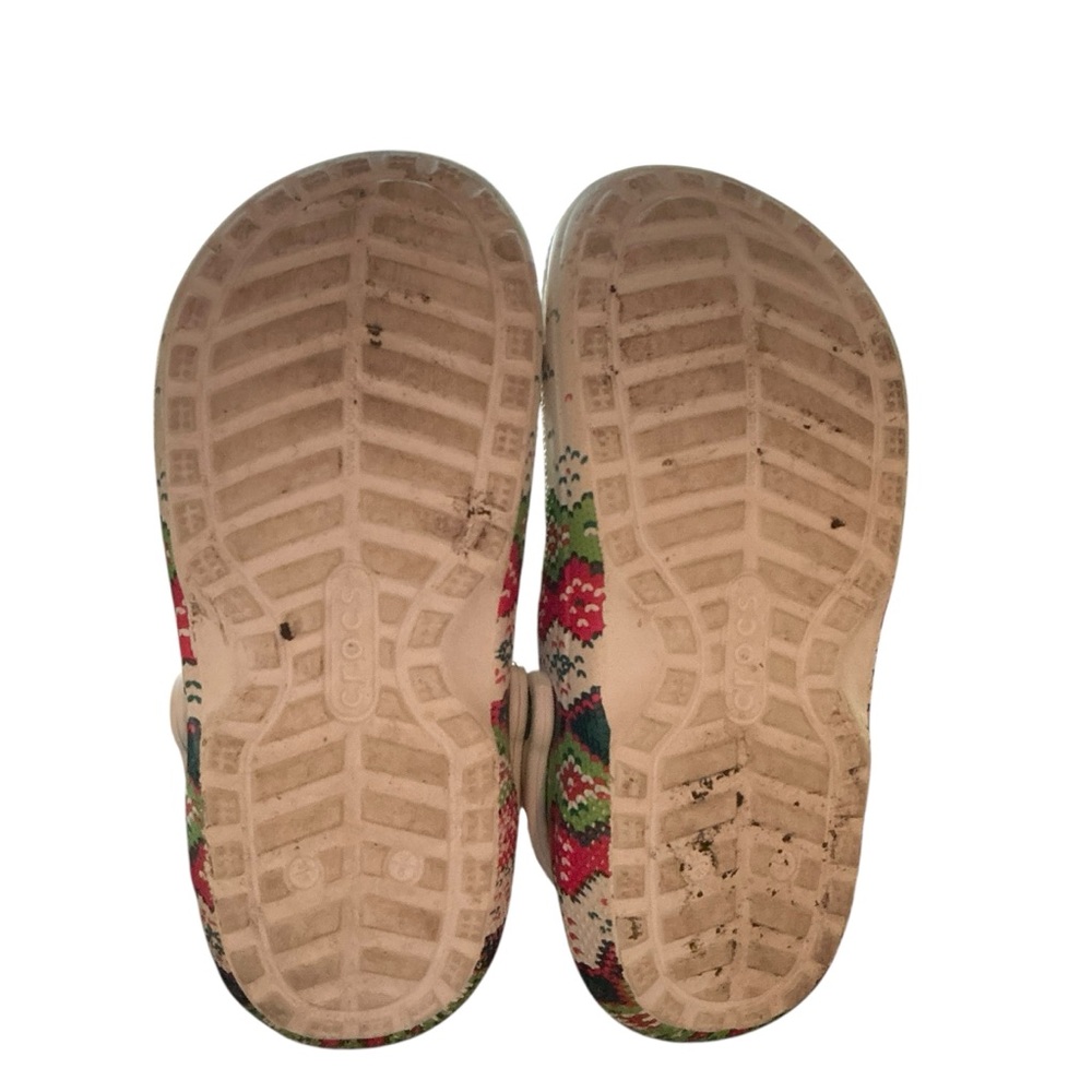 Women’s Festive Crocs Size 6 - Picture 6 of 7